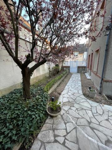 Bed and Breakfast Evasion De Loire Jargeau Exterior foto